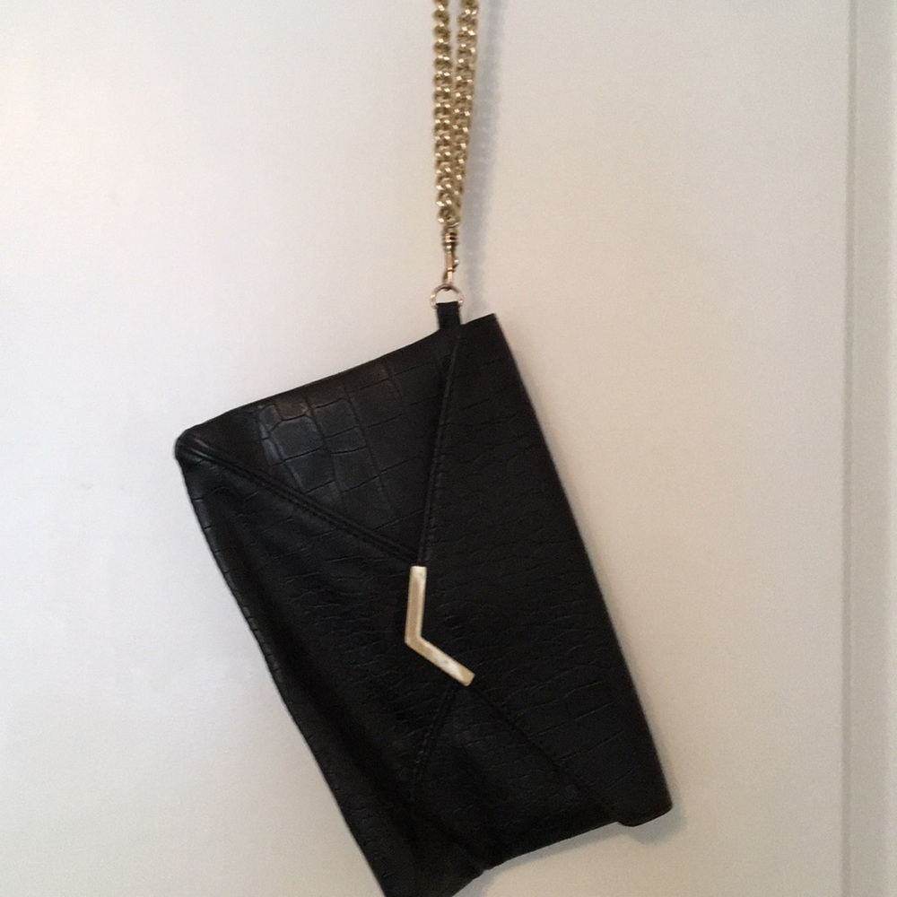 Black wristlet
